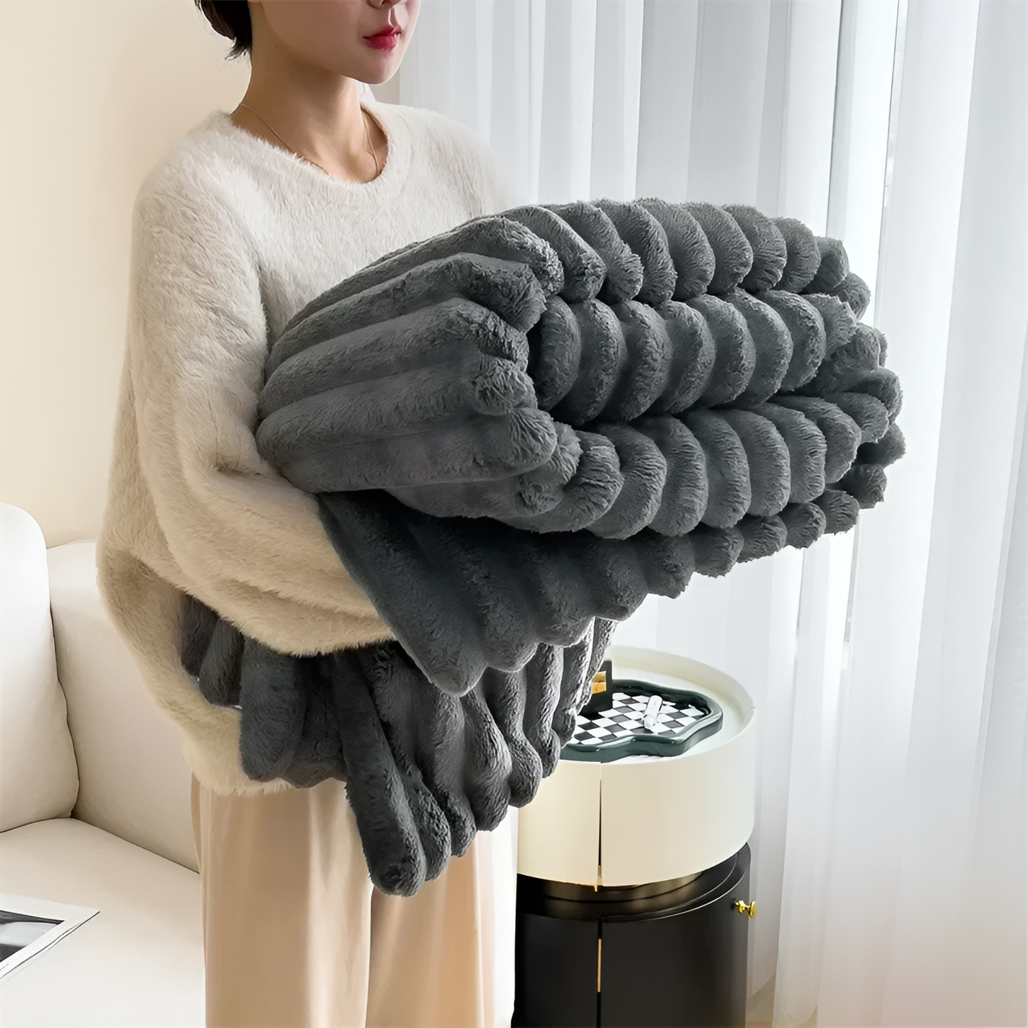 Luxurious Faux Rabbit Fur Throw Blanket